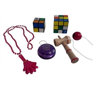 5-Piece Vintage Game Lot with yo-yo Rubik’s cube clapper & Kendama Japanese toy